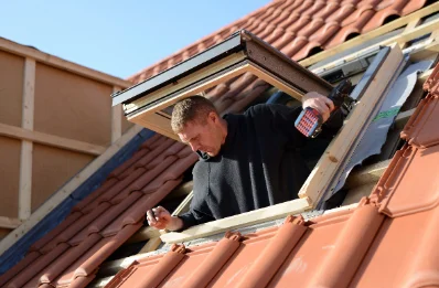 Pose de fenêtres de toit Velux à Virlet